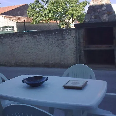 Proche Clim Et Parking 公寓