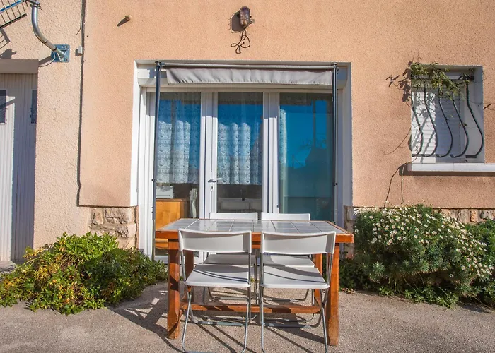 Studio Climatise Proche Parking Gratuit, Commerces Et Plages